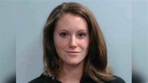 Middle school teacher arrested after students see inappropriate photos ...